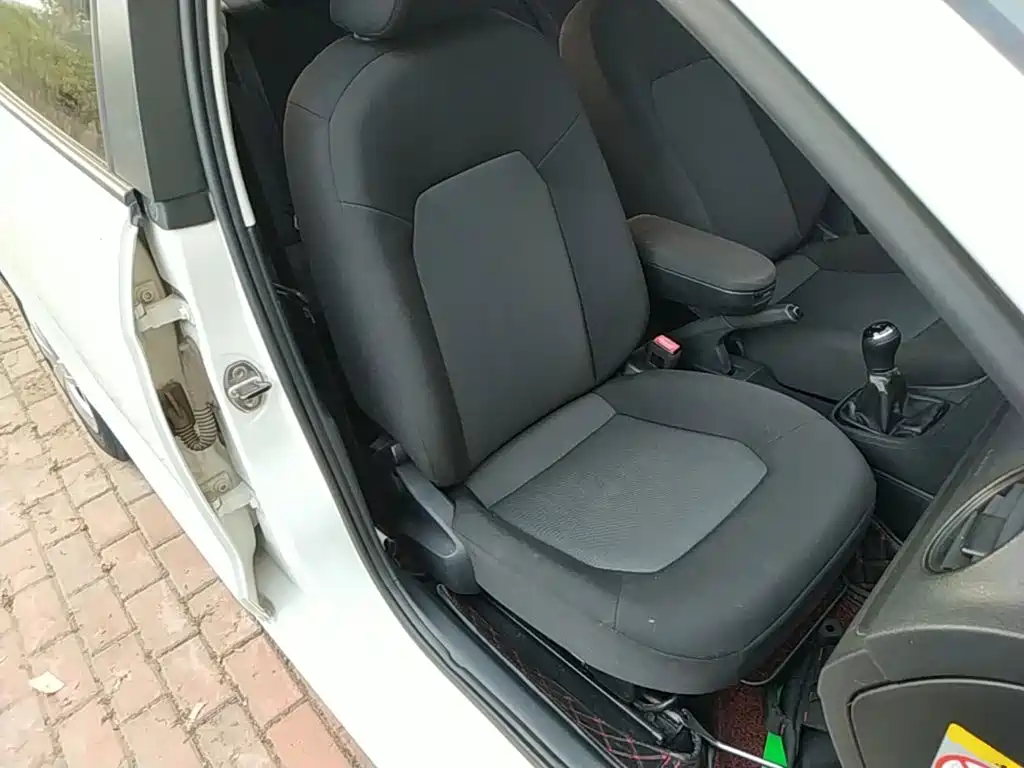 Volkswagen Jetta — миниатюра 25
