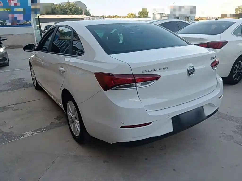 Buick Excelle — миниатюра 5