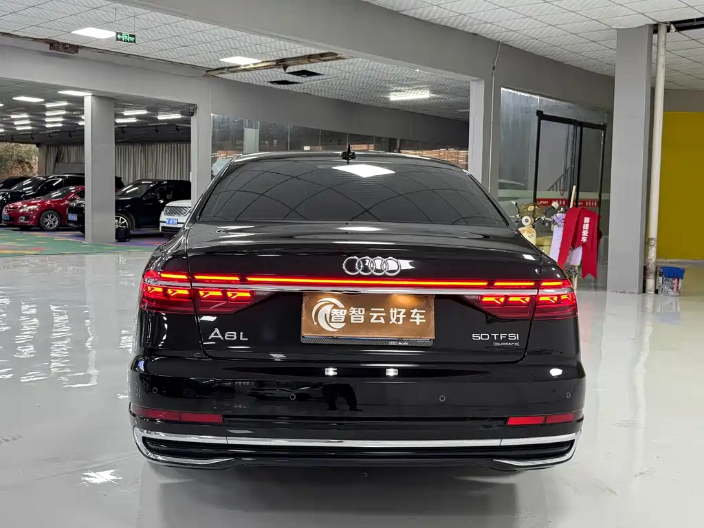 Audi A8 — миниатюра 8