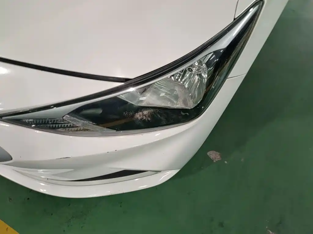 Hyundai Elantra — миниатюра 24