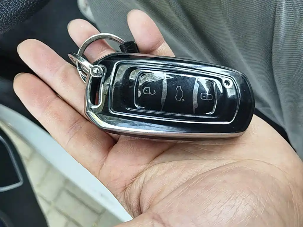 Geely Vision X3 — миниатюра 9