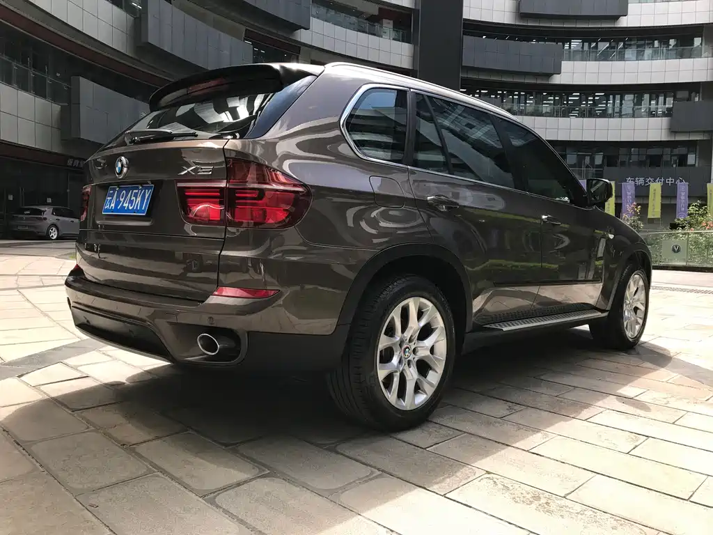 BMW X5 2011 xDrive35i Luxury