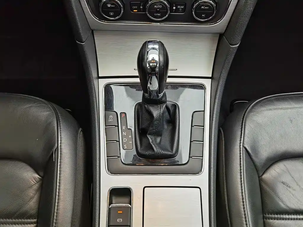 Volkswagen Passat — миниатюра 13