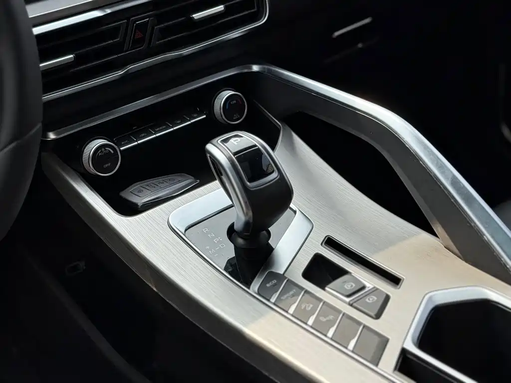 GEELY AUTOMOBILE BINYUE