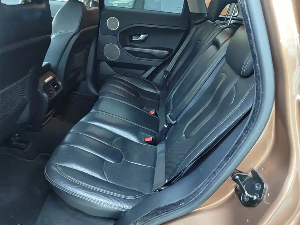Land Rover Evoque (Import) — миниатюра 17