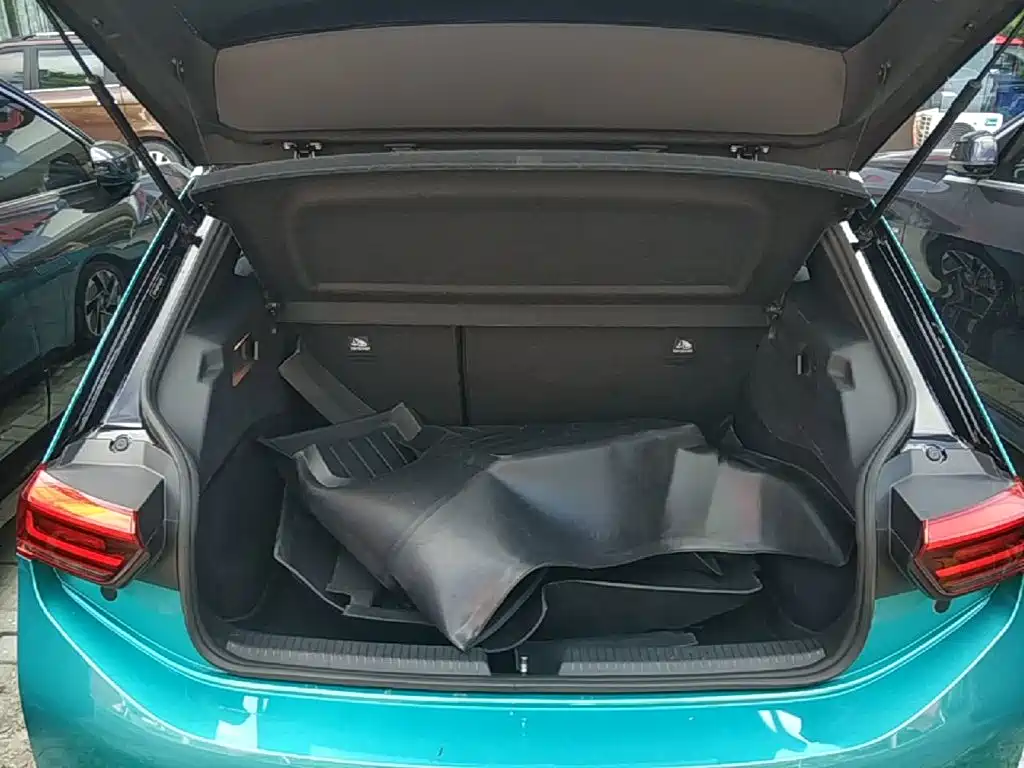 Volkswagen ID.3 — миниатюра 19