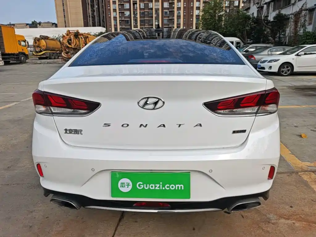 Hyundai Sonata — миниатюра 6
