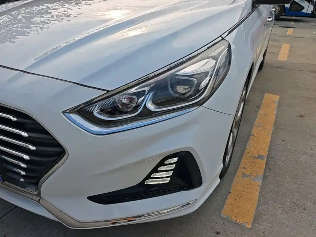 Hyundai Sonata — миниатюра 24