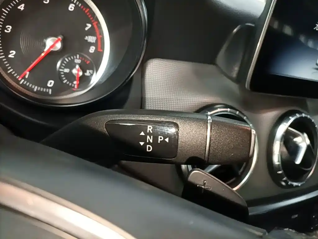 Mercedes-Benz CLA (Import) — миниатюра 14