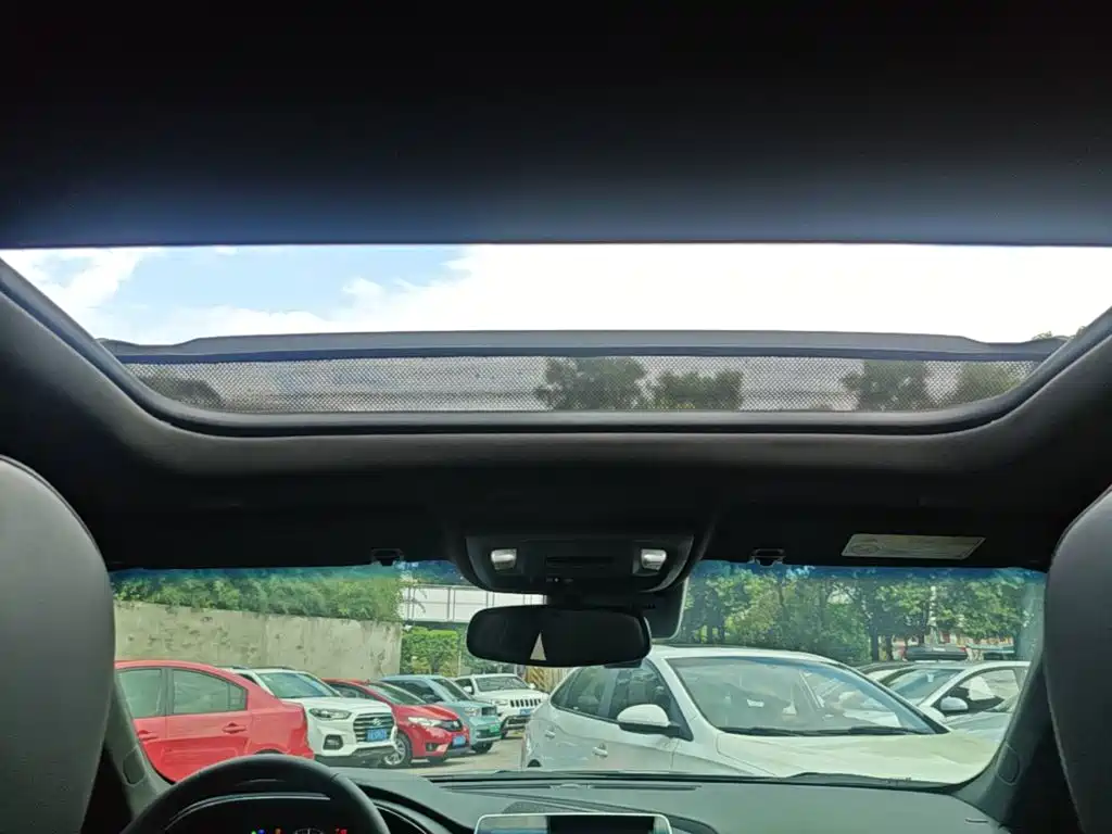 Cadillac CT5 — миниатюра 18