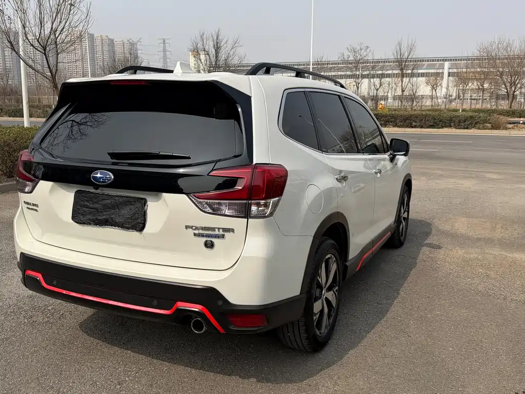 SUBARU FORESTER