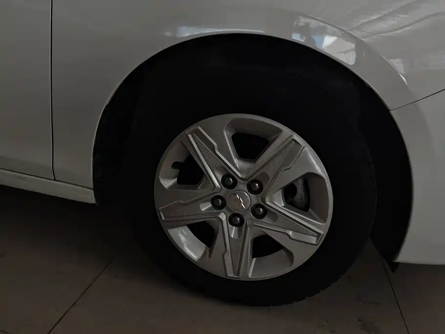 Chevrolet Cavalier — миниатюра 6