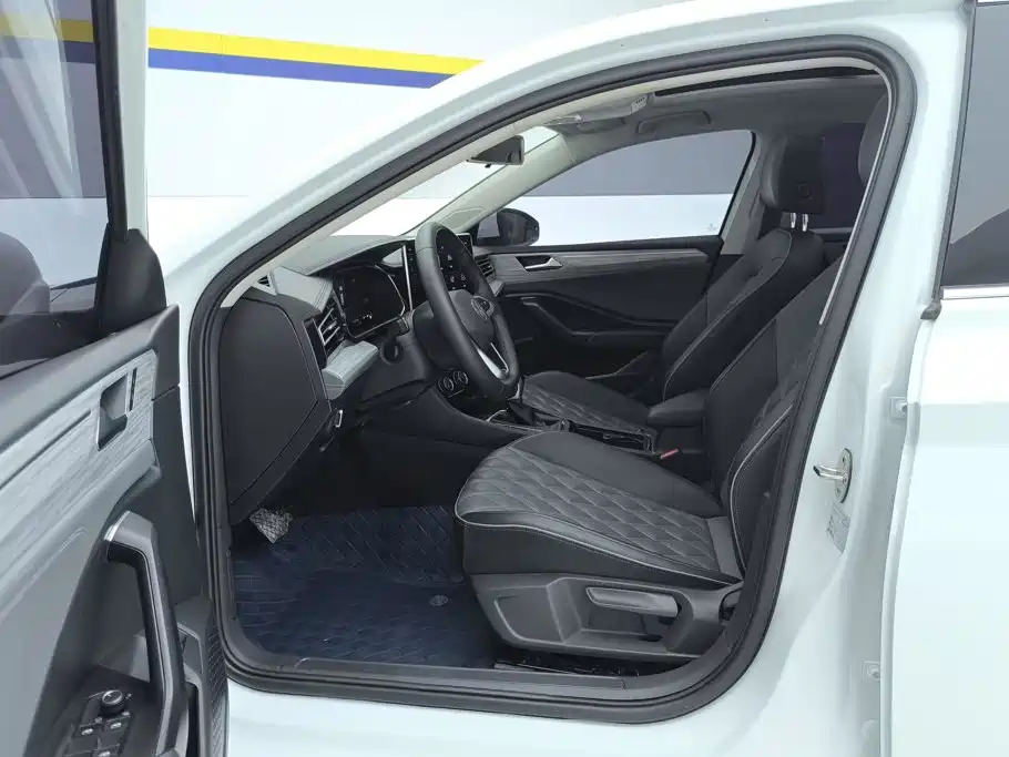Volkswagen Sagitar — миниатюра 9