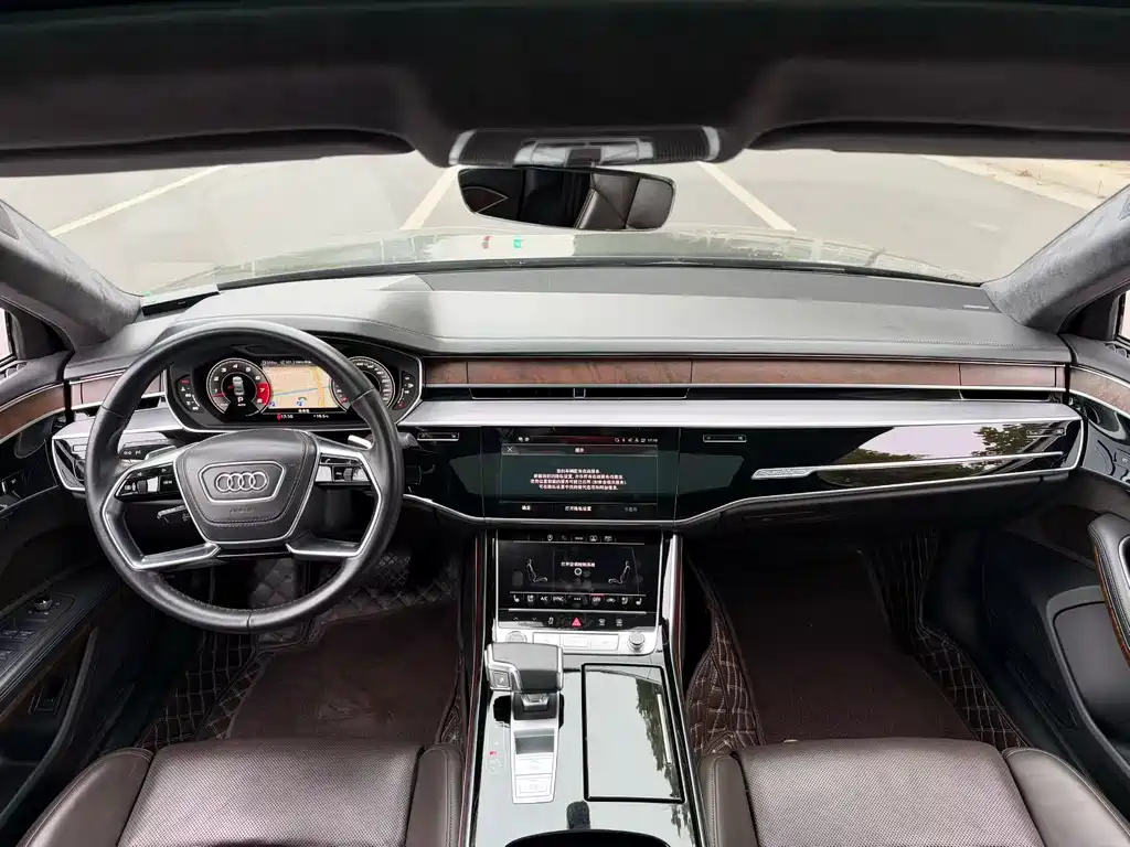 Audi A8 — миниатюра 5