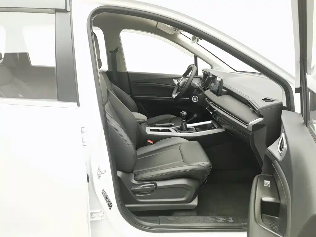 Wuling Jiachen — миниатюра 23