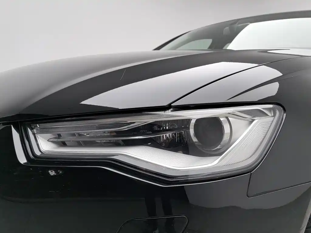 Audi A6L — миниатюра 7