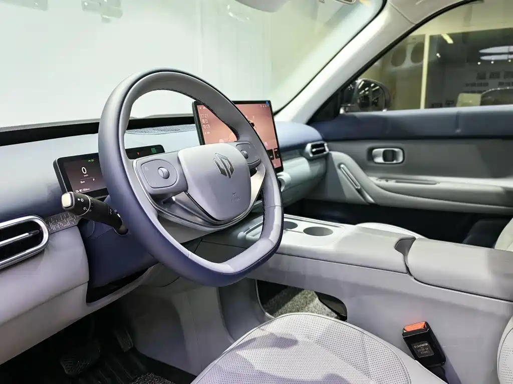 Leapmotor Leapmotor A10 — миниатюра 4