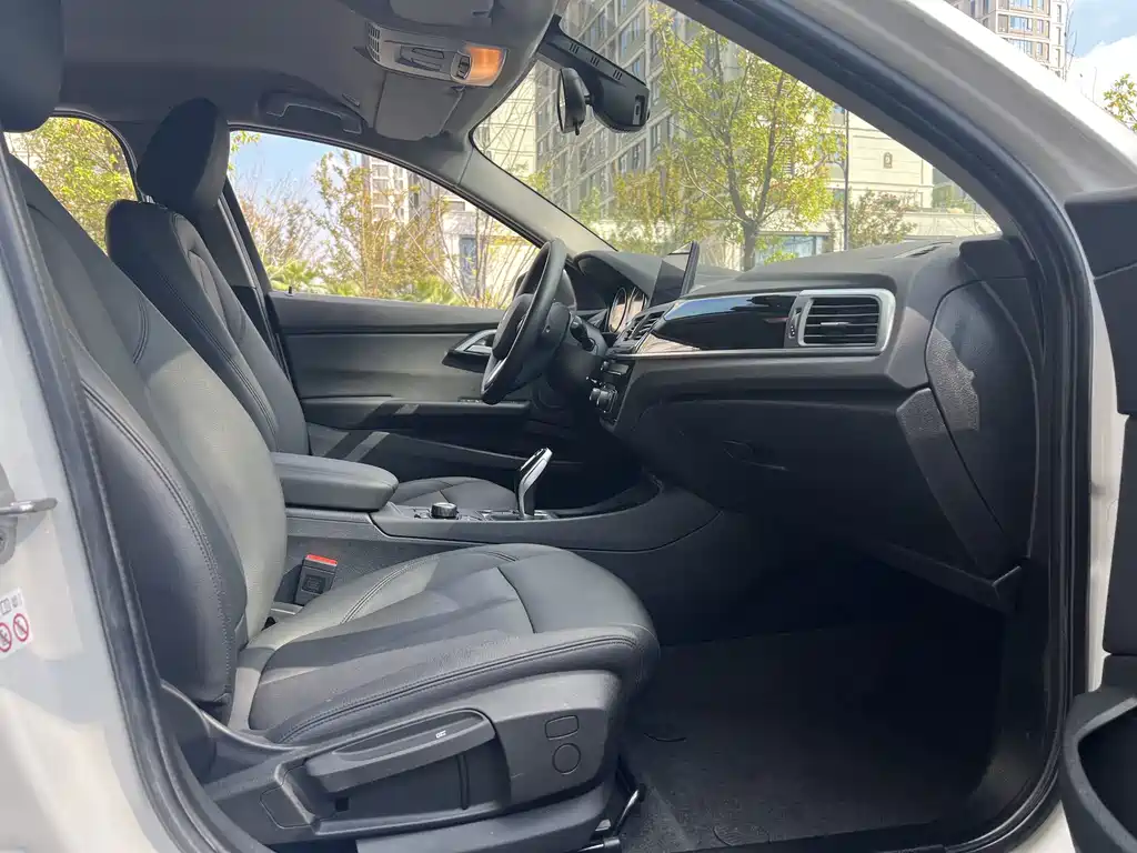BMW 1 Series — миниатюра 13