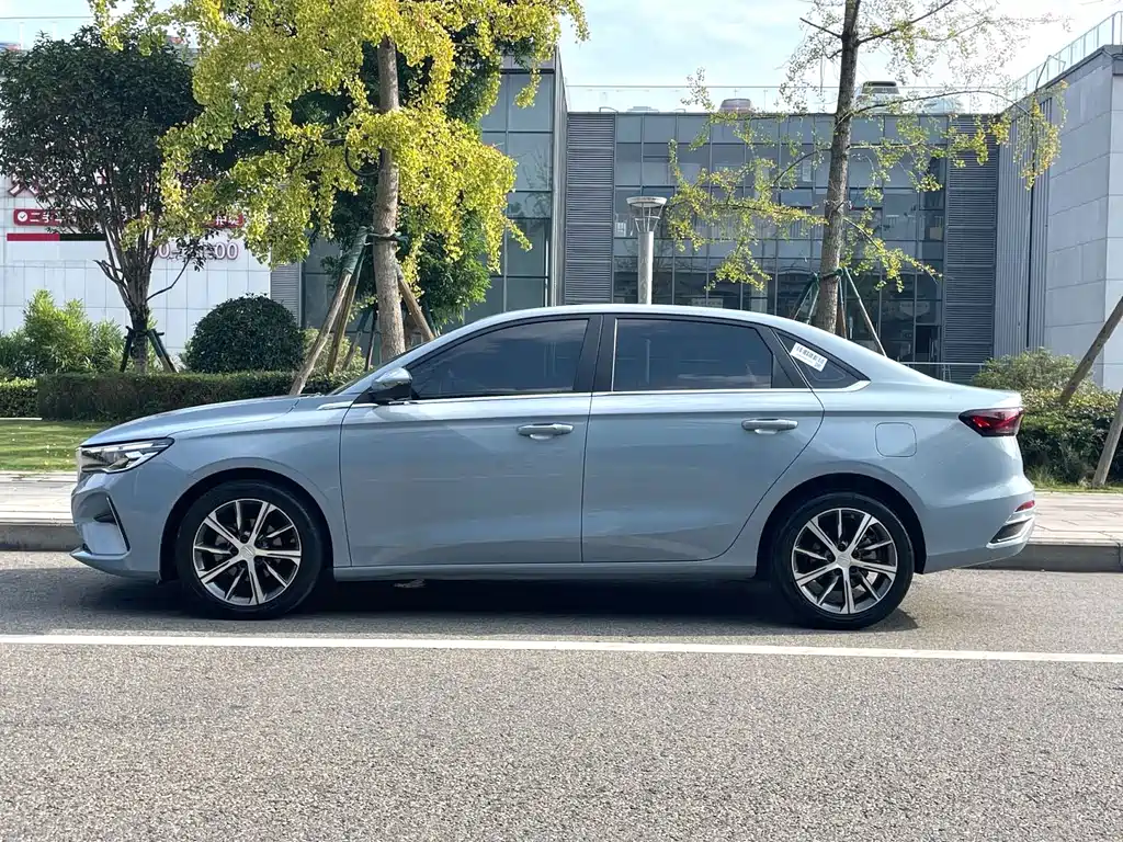 Geely Emgrand — миниатюра 7