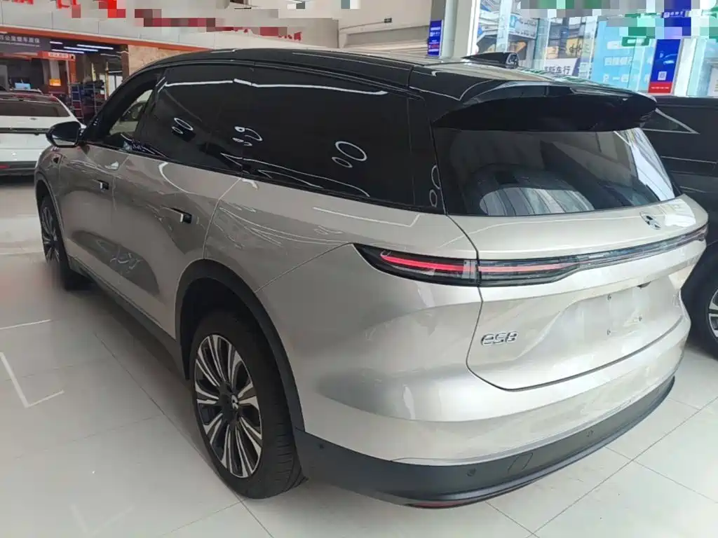 NIO ES8 — миниатюра 5