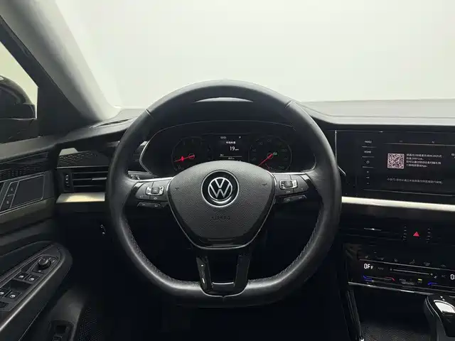 Volkswagen Passat — миниатюра 13