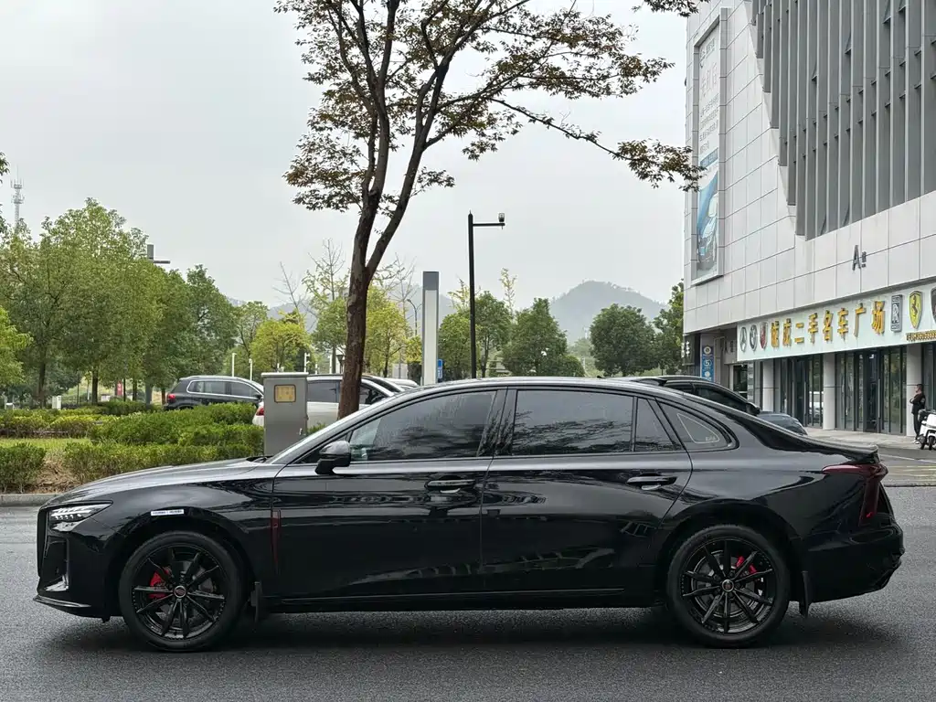 Hongqi Hongqi H5 — миниатюра 4