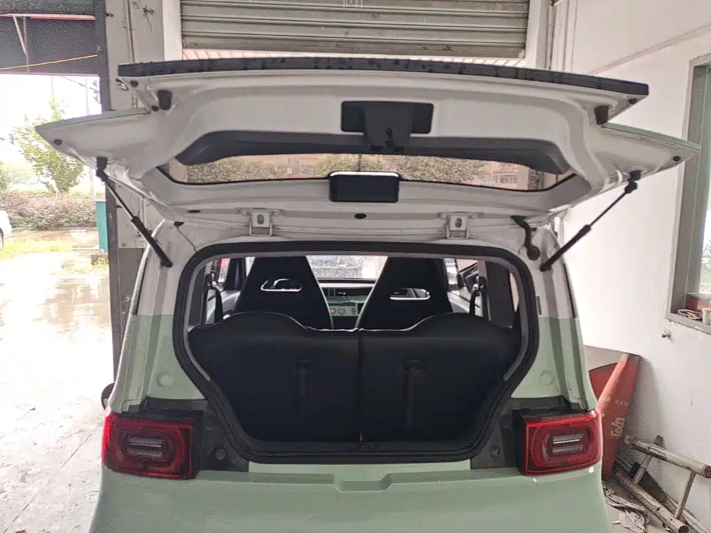 Wuling MINIEV — миниатюра 19