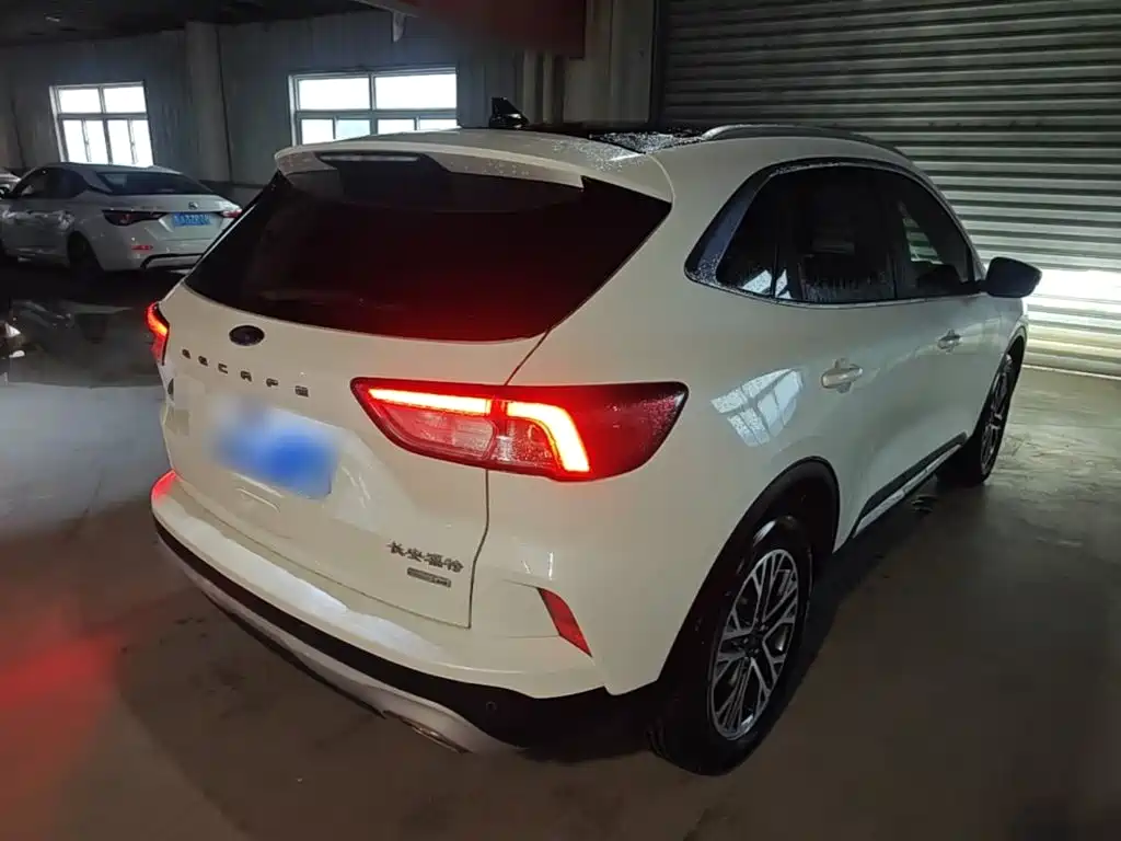 Ford Escape — миниатюра 7