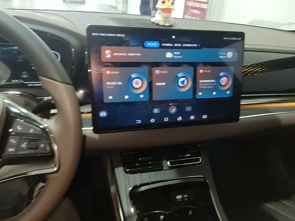 BYD Han — миниатюра 13