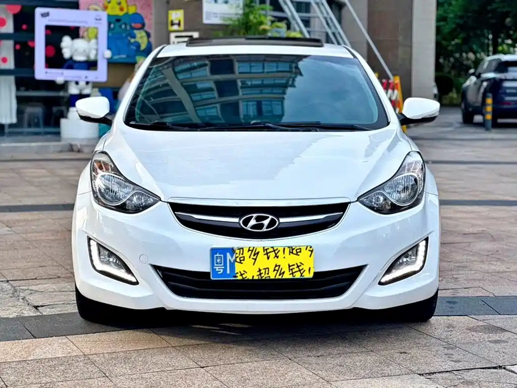 Hyundai Elantra Langdong — миниатюра 2