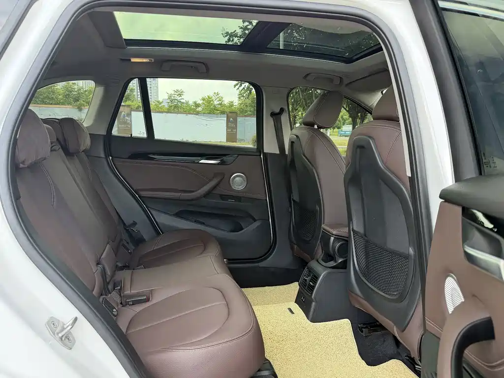 BMW X1 — миниатюра 12