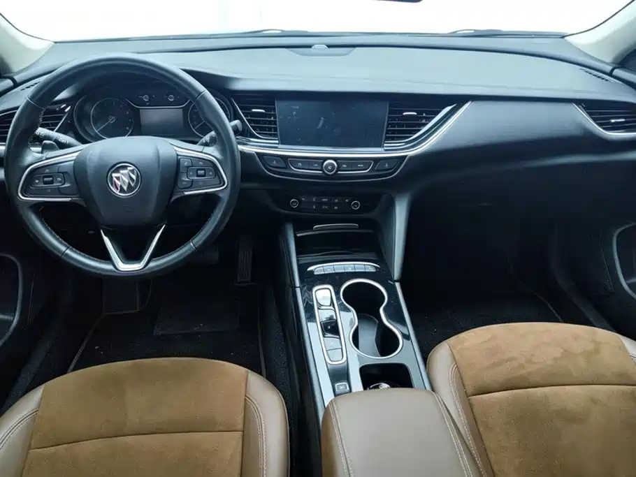 Buick Regal — миниатюра 12