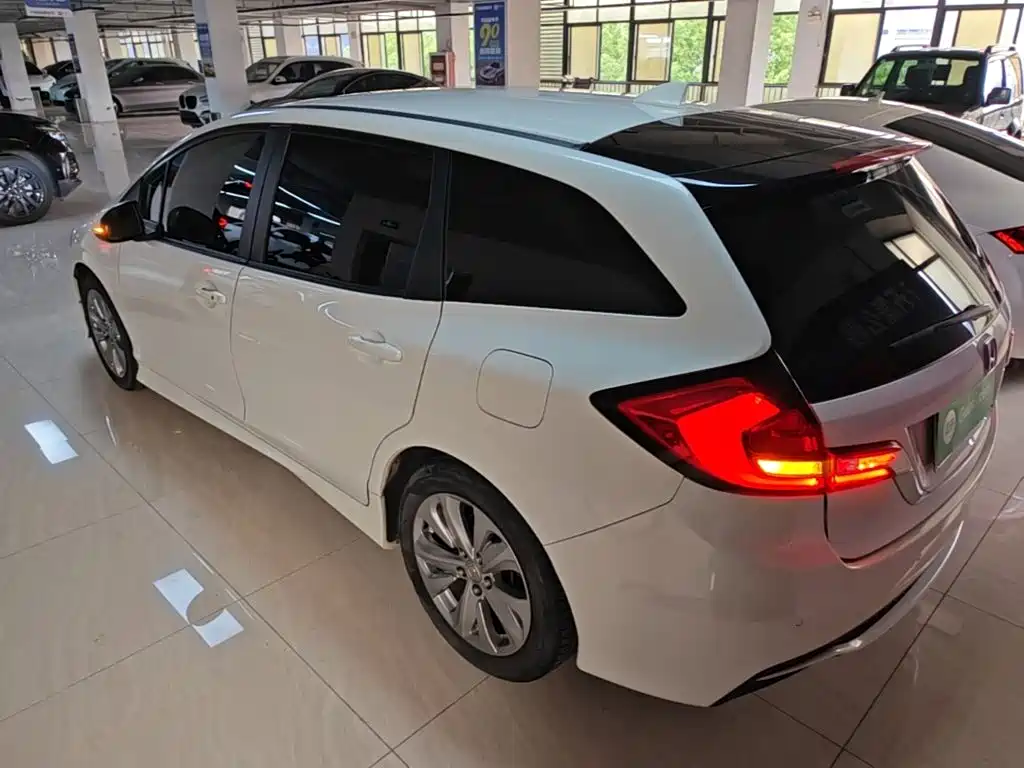 Honda Jade — миниатюра 5