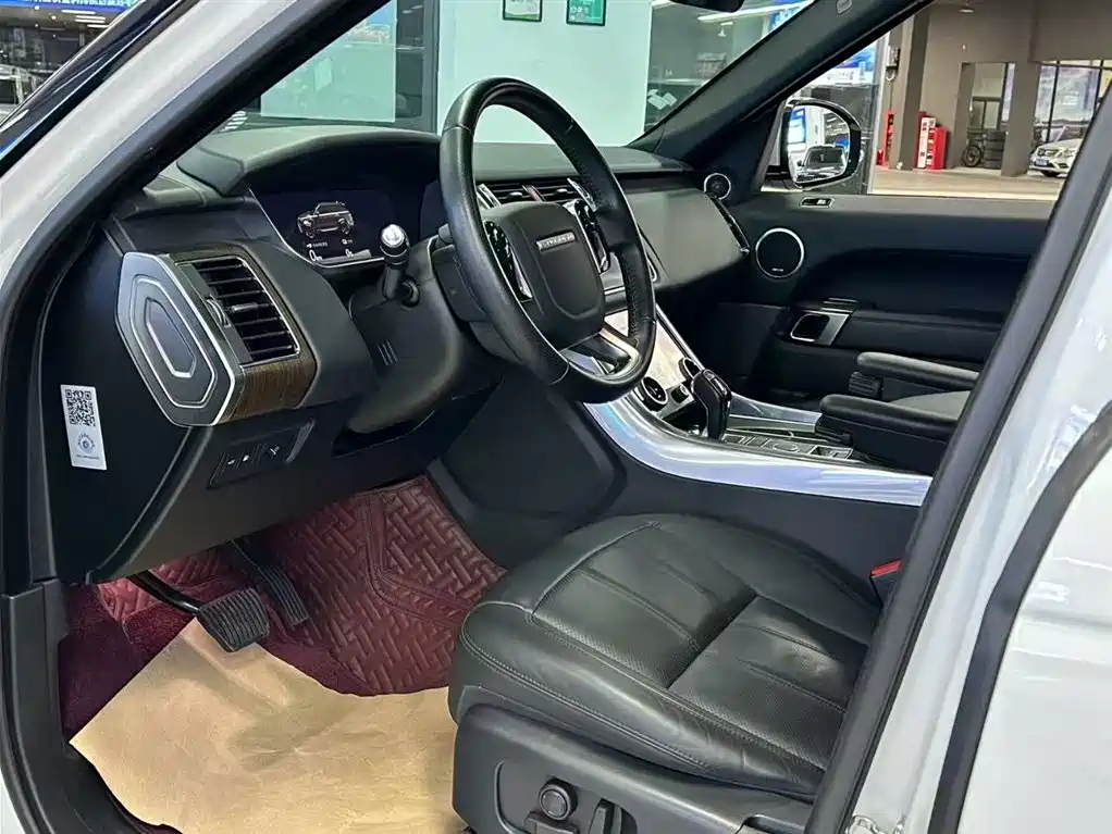 Land Rover Range Rover Sport PHEV P400e, фото 4