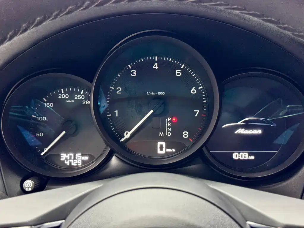 Porsche Macan — миниатюра 9