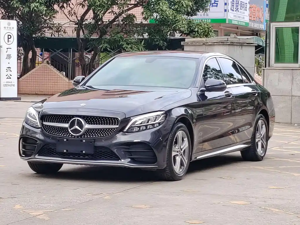 Mercedes-Benz C-Class 2020
