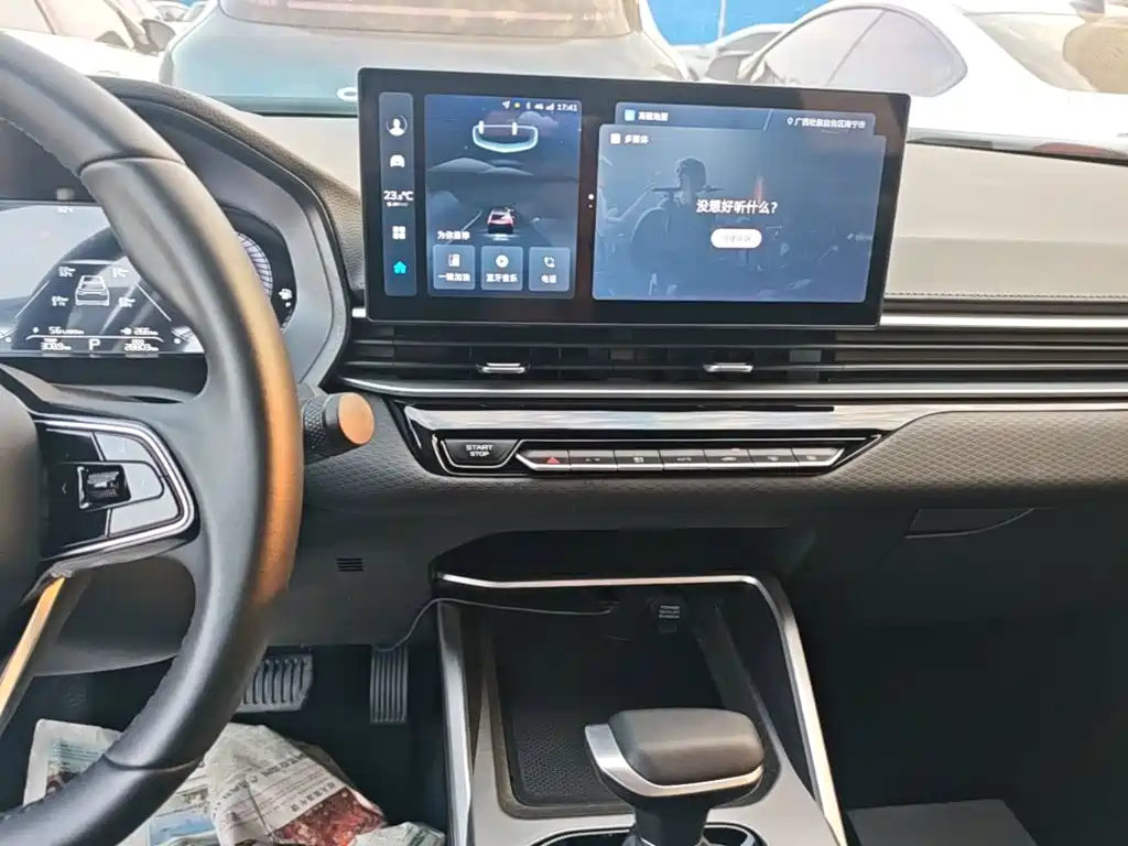 Geely Emgrand — миниатюра 13