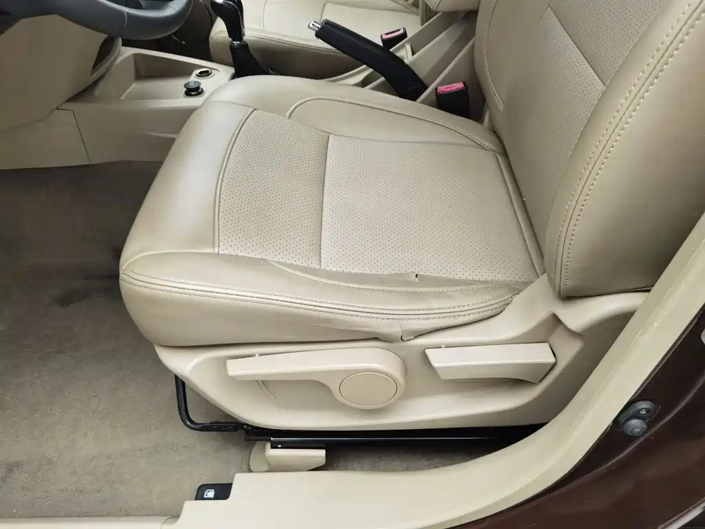 Wuling Hongguang — миниатюра 20