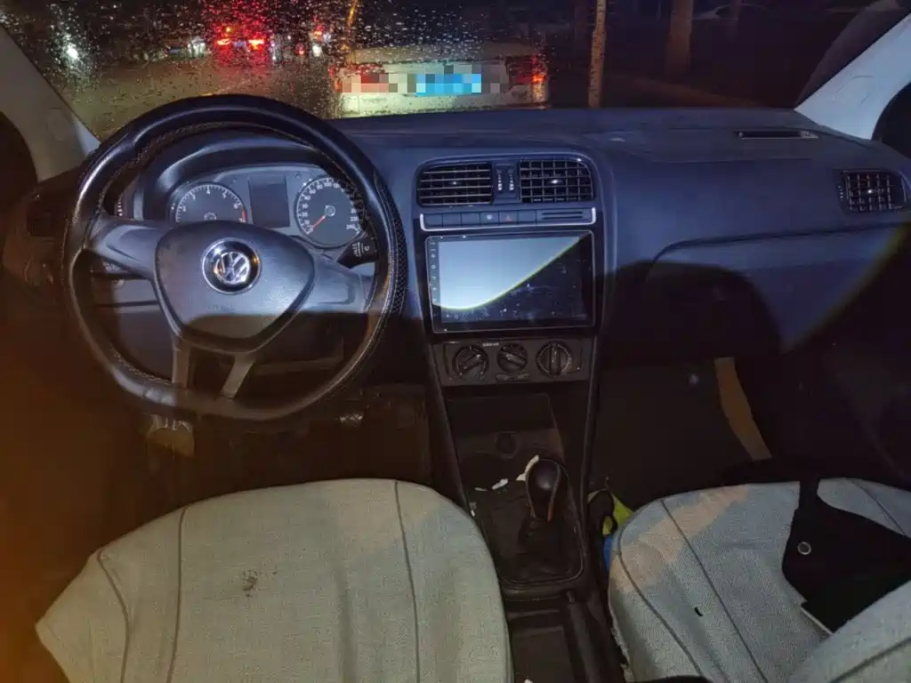 Volkswagen Polo — миниатюра 13
