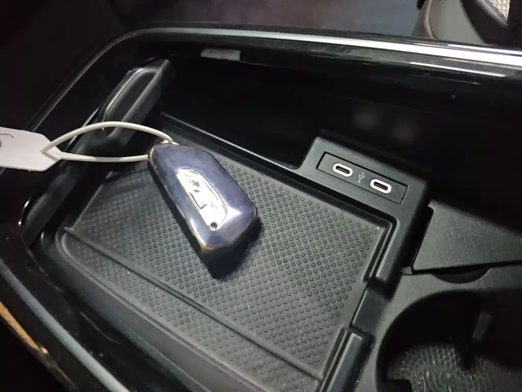 Volkswagen ID.4 X — миниатюра 9