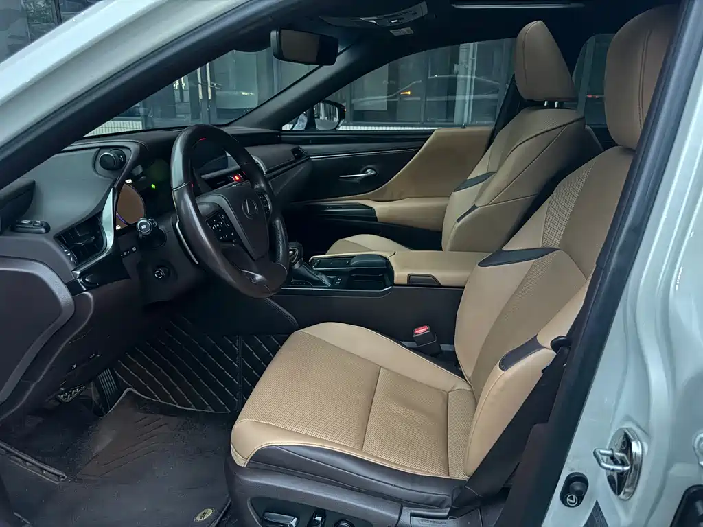 Lexus ES — миниатюра 4