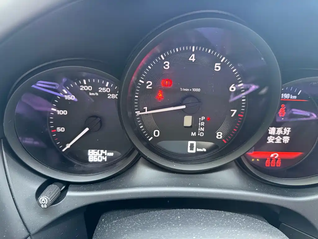 Porsche Macan — миниатюра 2