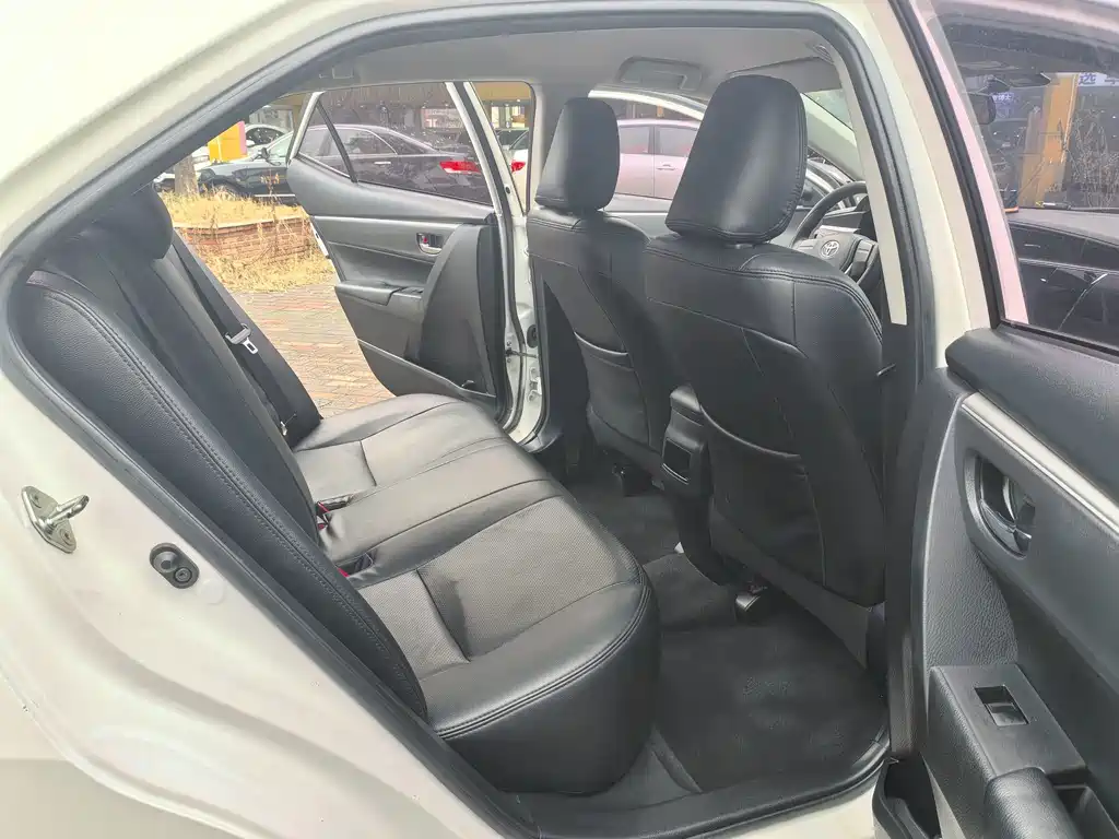 Toyota Corolla — миниатюра 11