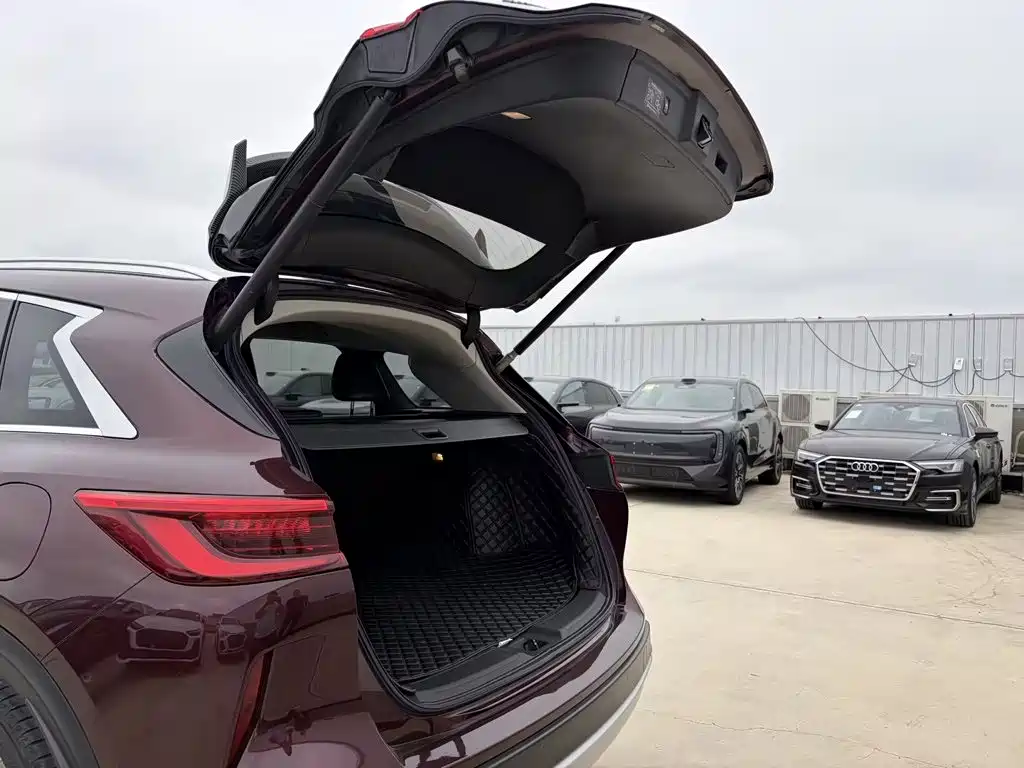 Infiniti QX50 — миниатюра 9