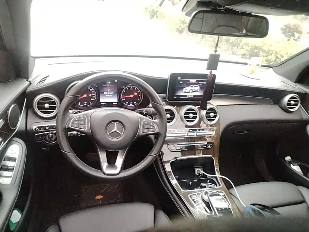 Mercedes-Benz GLC — миниатюра 11