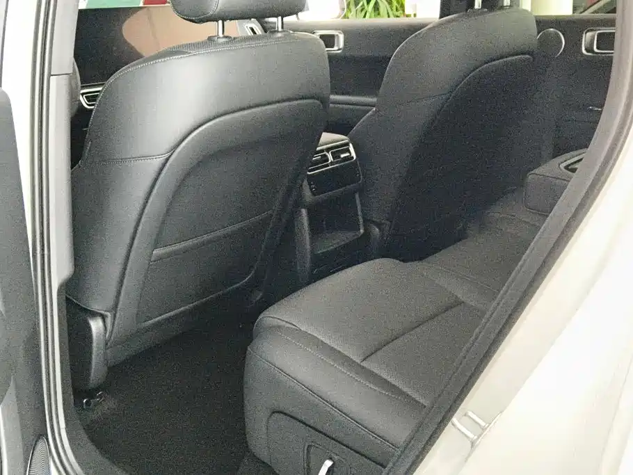 Li Auto Li L6 — миниатюра 11