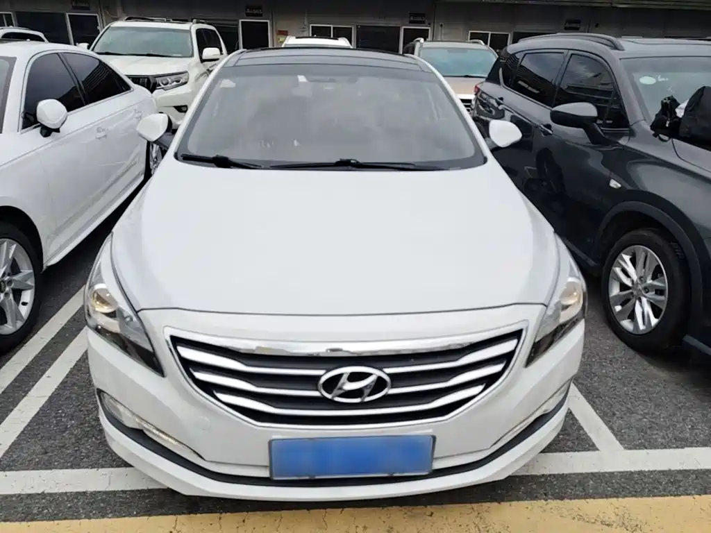 Hyundai Mistra 2014 1.8L AT GLS