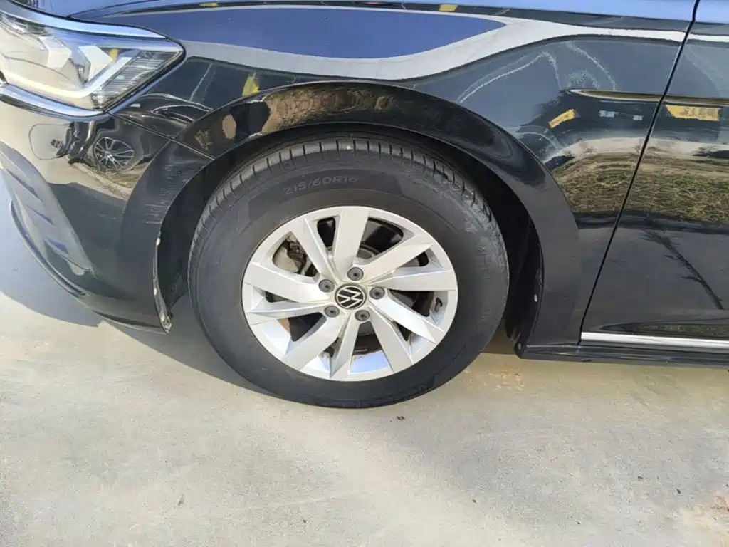 Volkswagen Passat — миниатюра 23