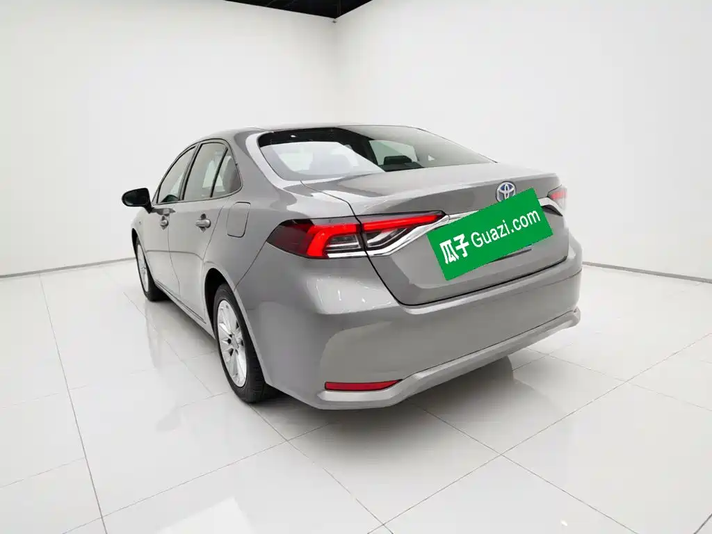 Toyota Corolla — миниатюра 4