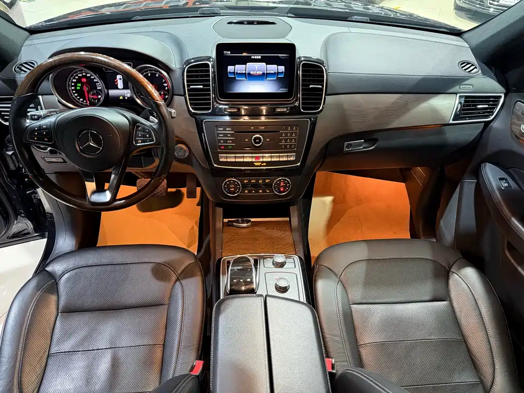 Mercedes-Benz GLS — миниатюра 13